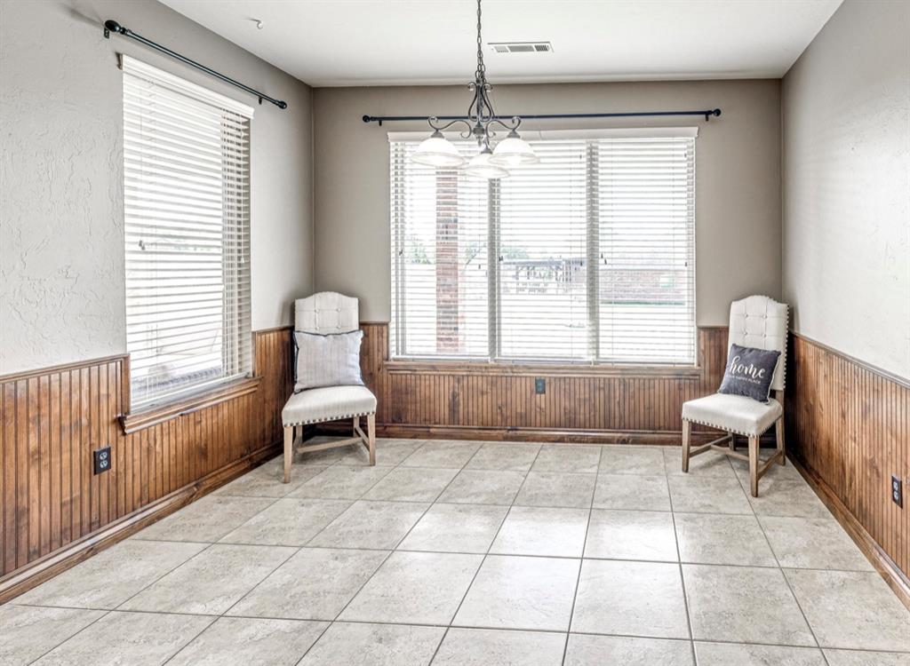 2713 Old Towne Trail