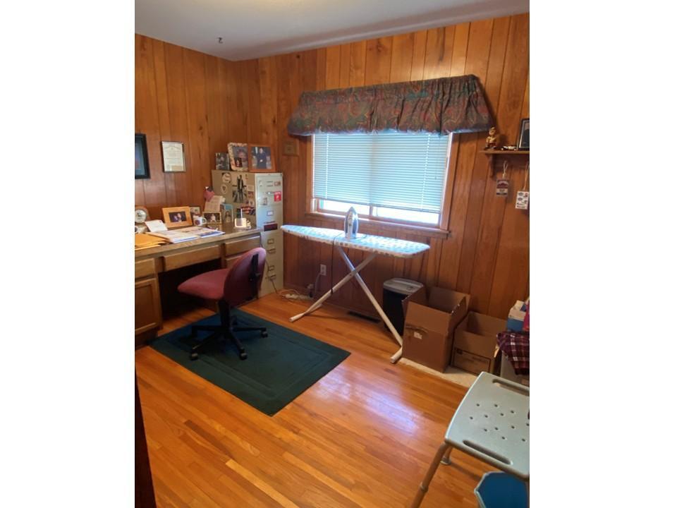 2520 Calihan Avenue NE