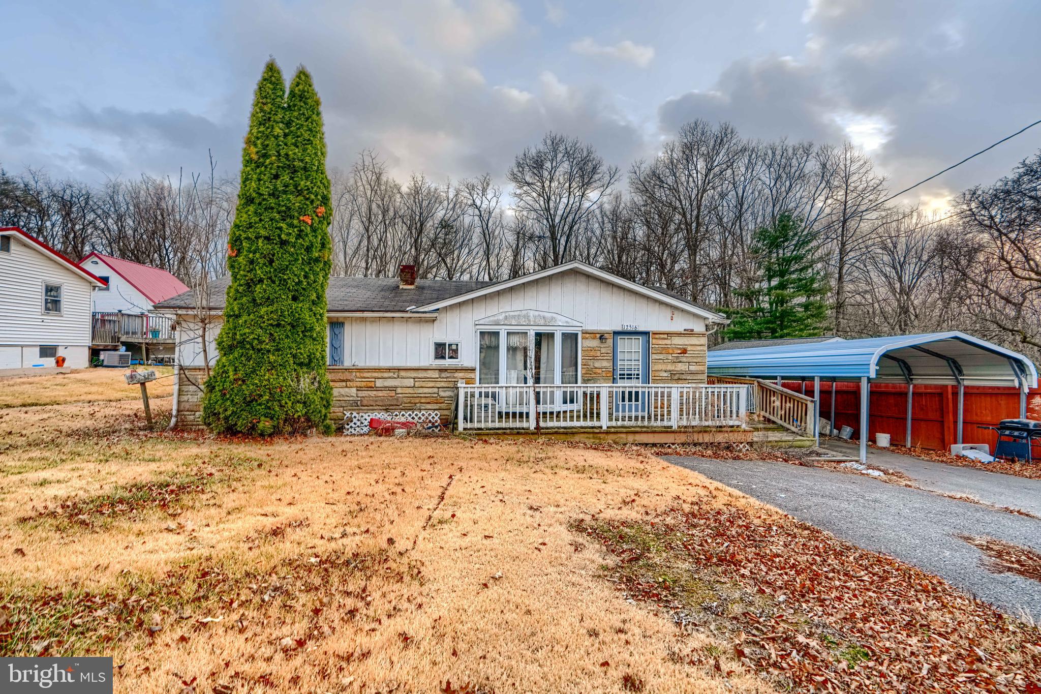 835 Sharps Pt Rd  