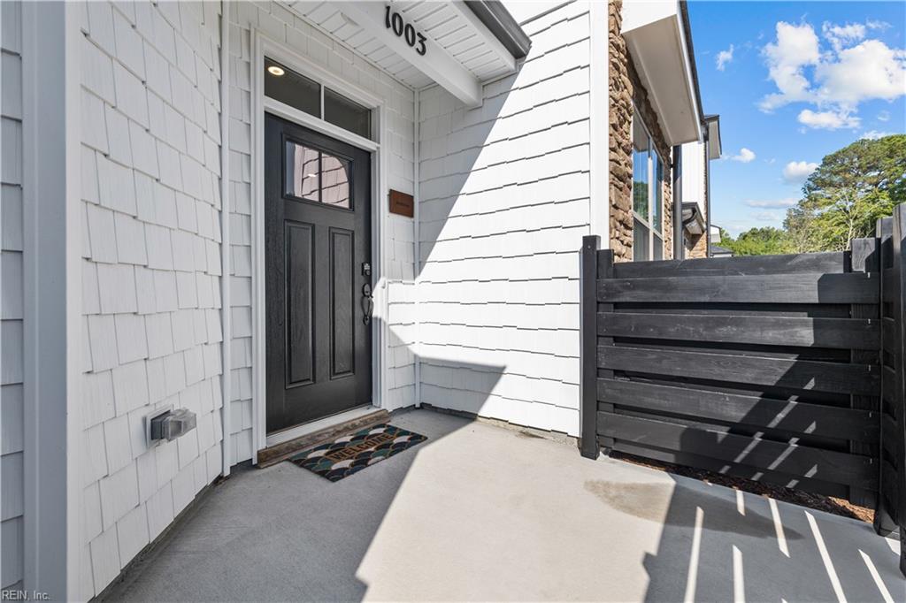 1305 Kathy Ann Way E
