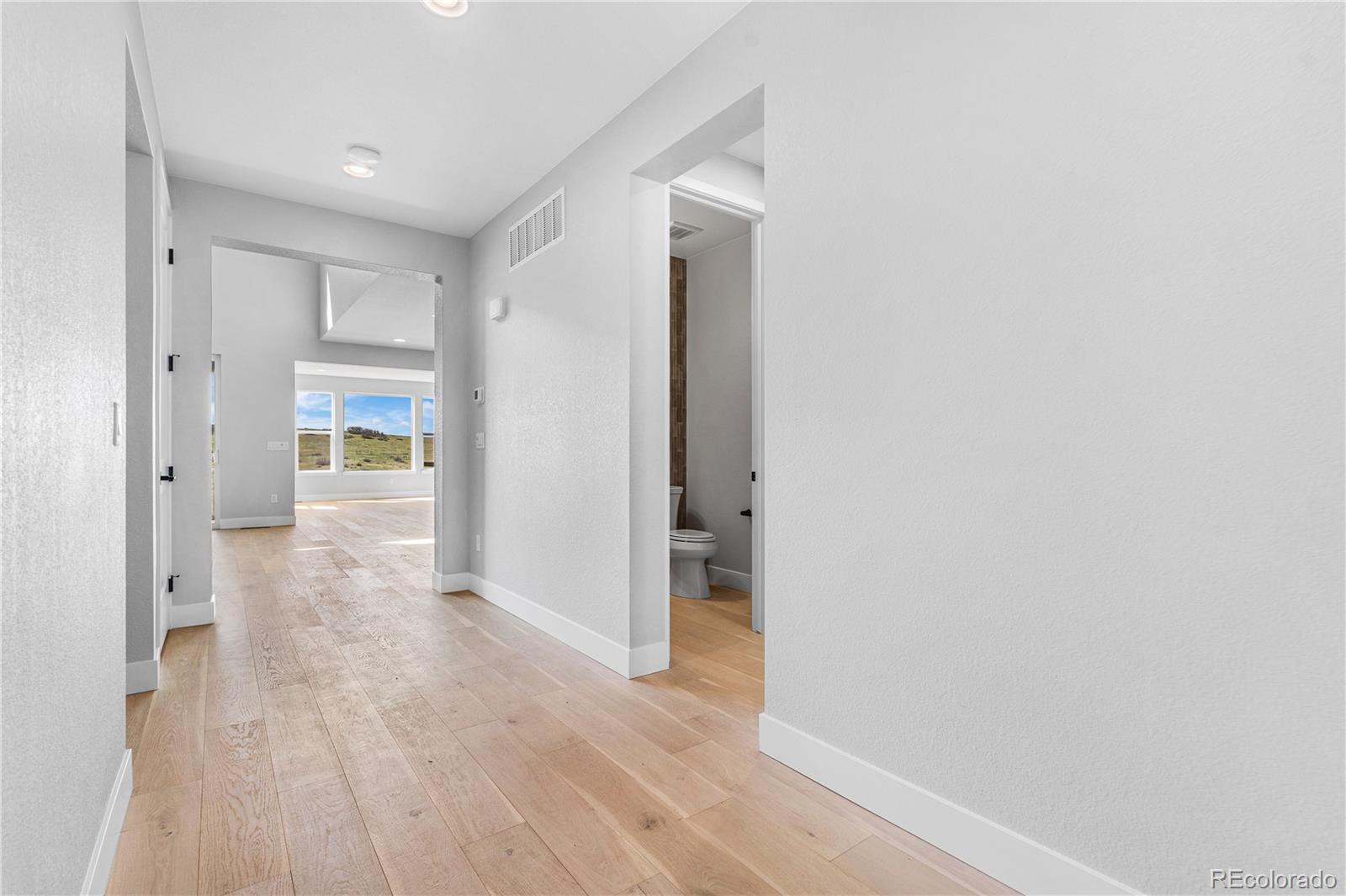 6633 Bridlespur Street
