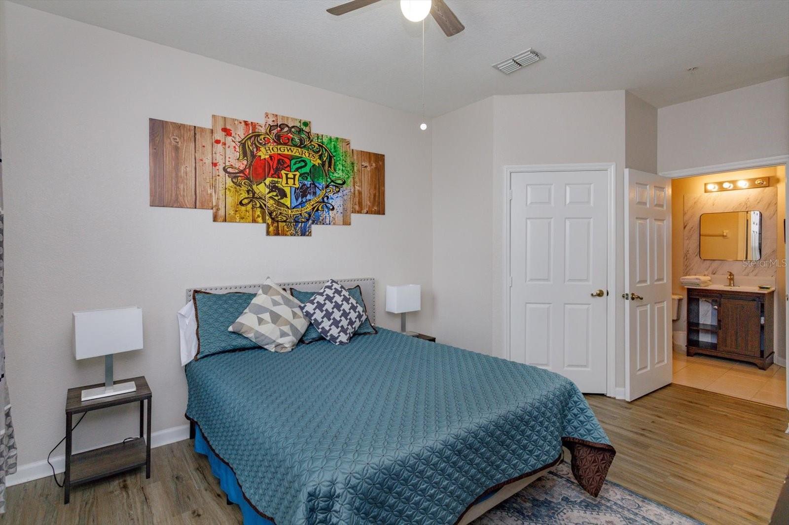 2302 Silver Palm Dr 204