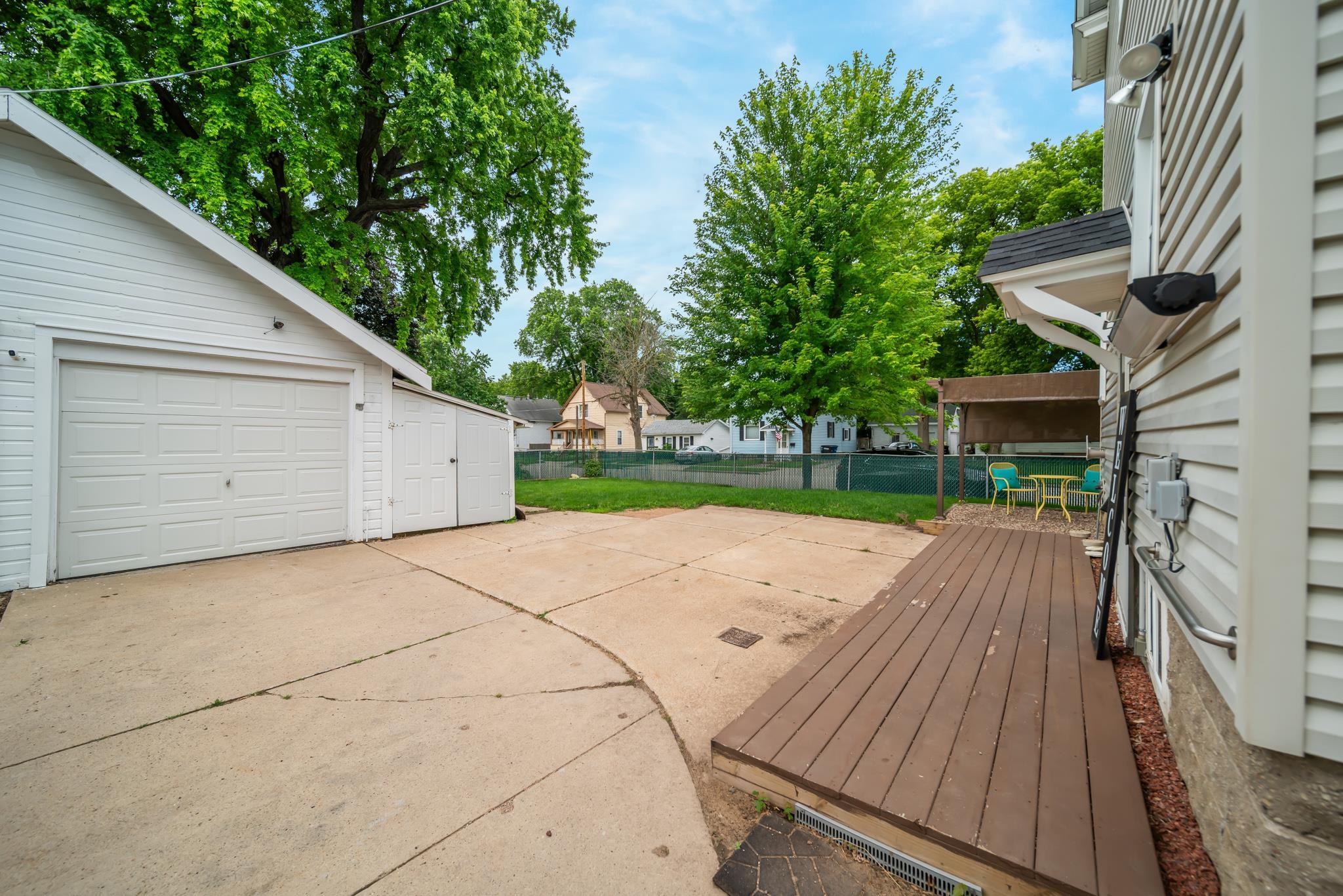 17 SCOTT Avenue
