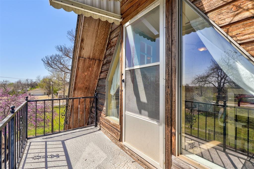 308 W Harper