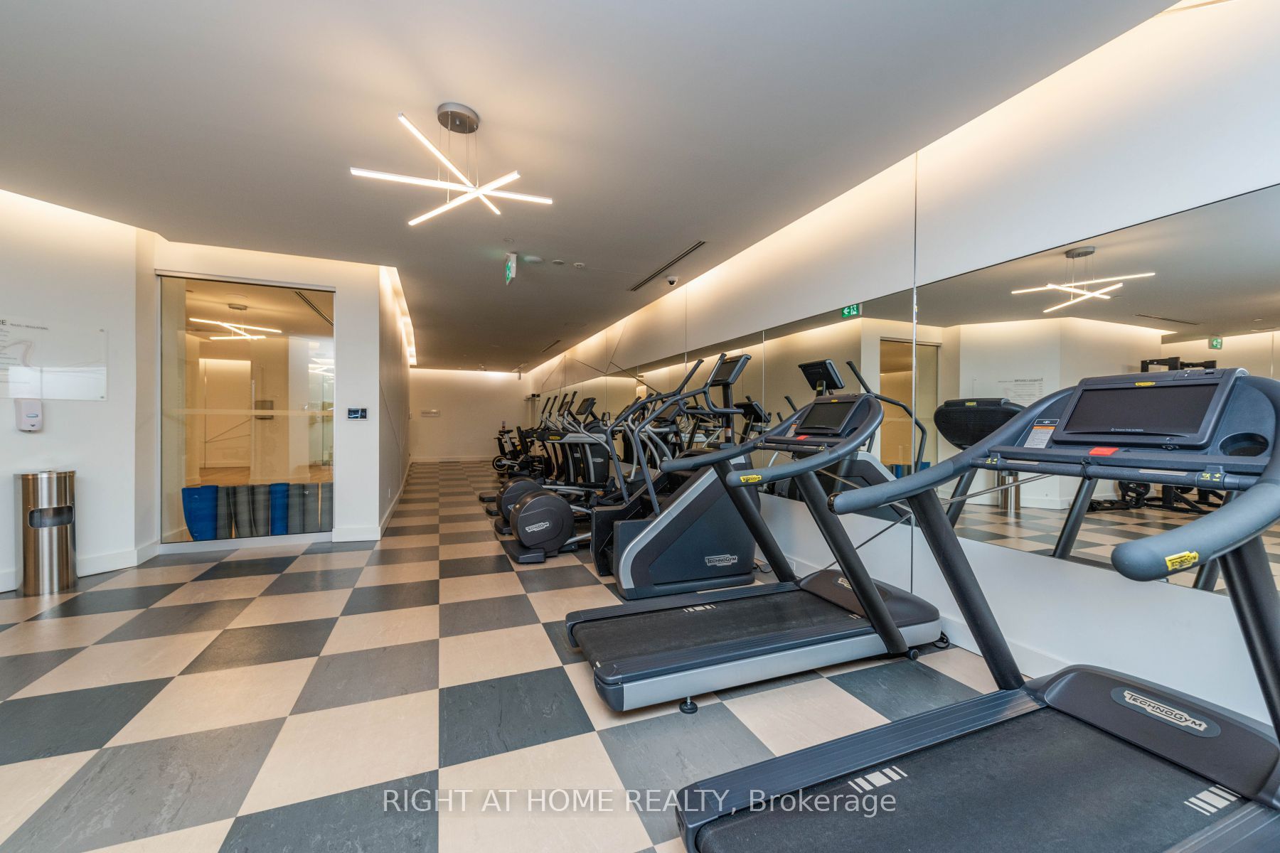 30 Ordnance St Ph2907