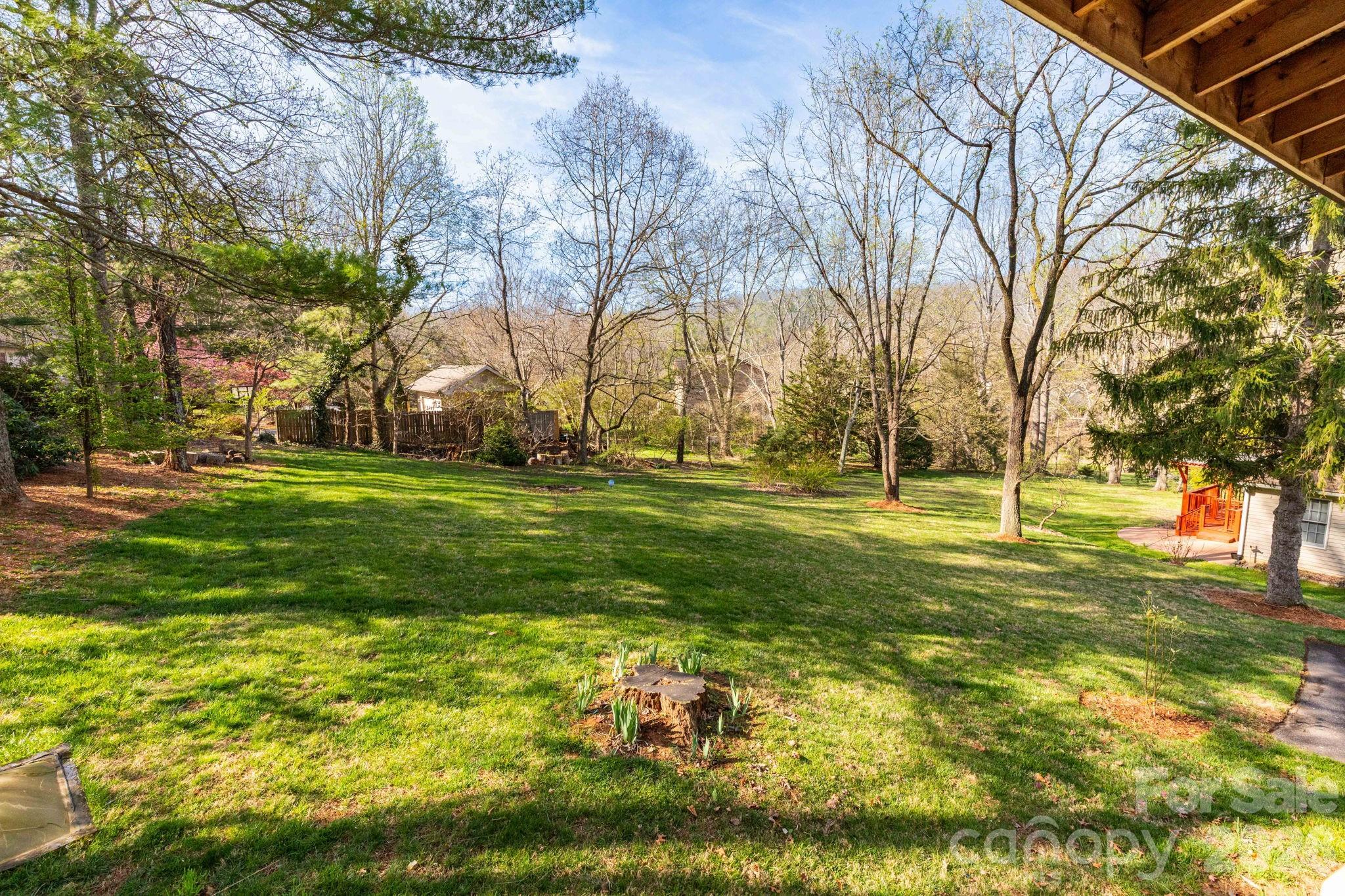 121 Churchill Downs Drive