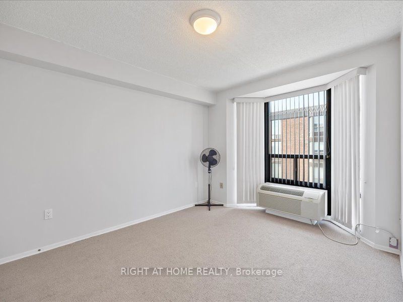 1540 Pickering Pkwy 501