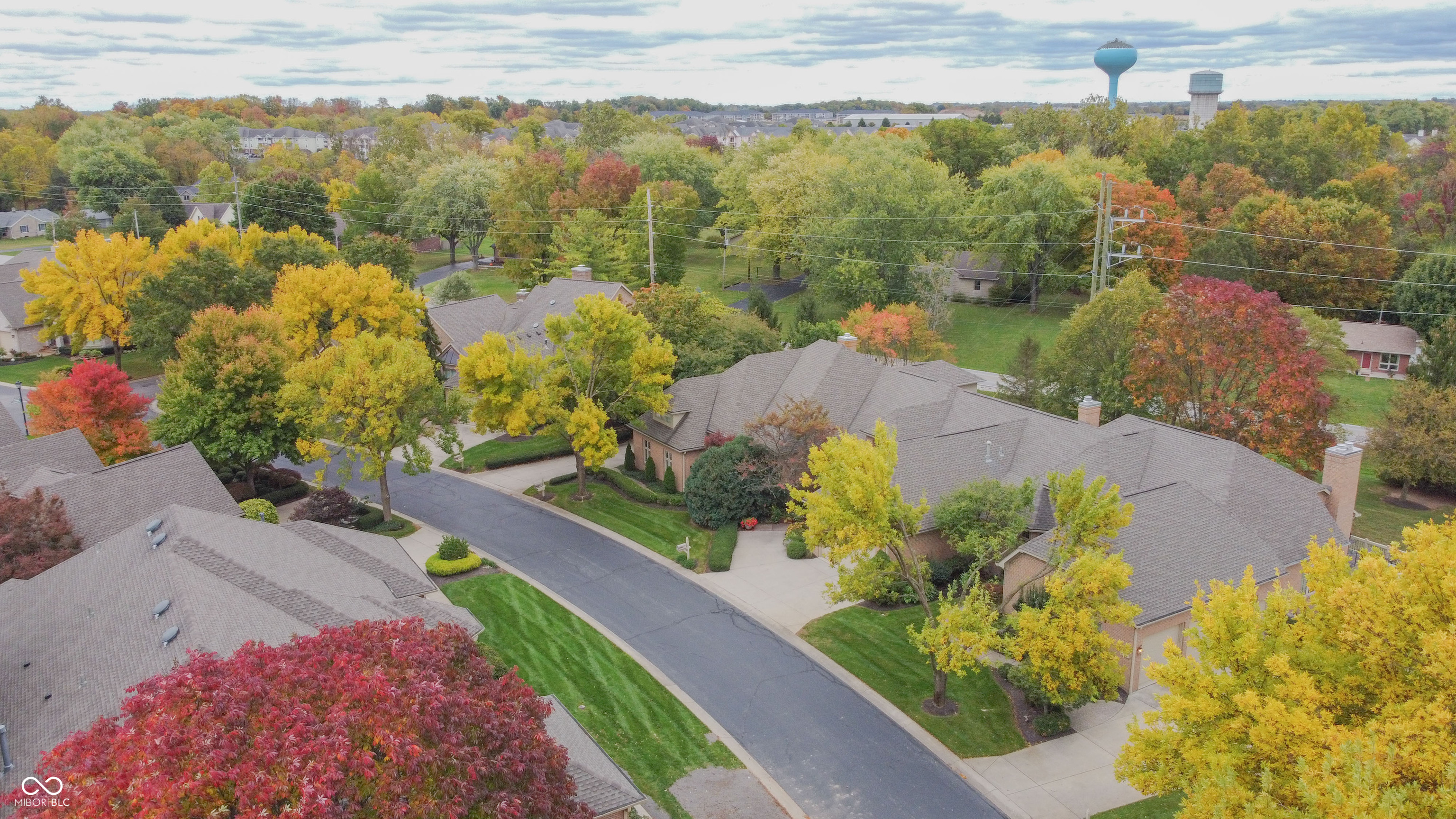 1738 Pathway Drive S