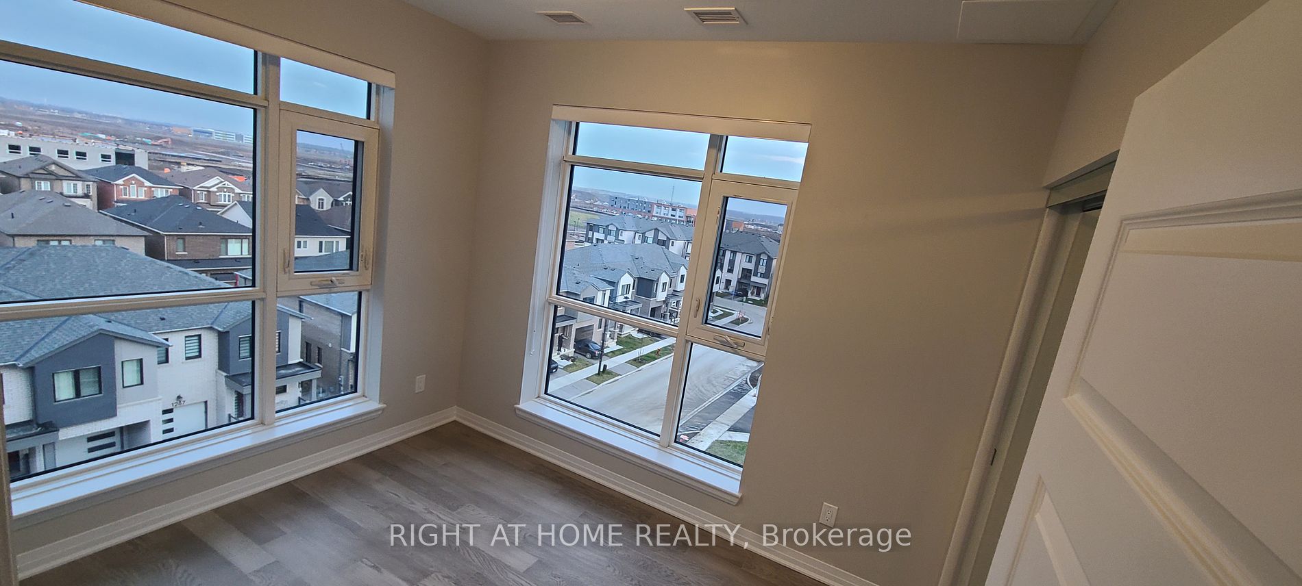 460 Gordon Krantz Ave 506