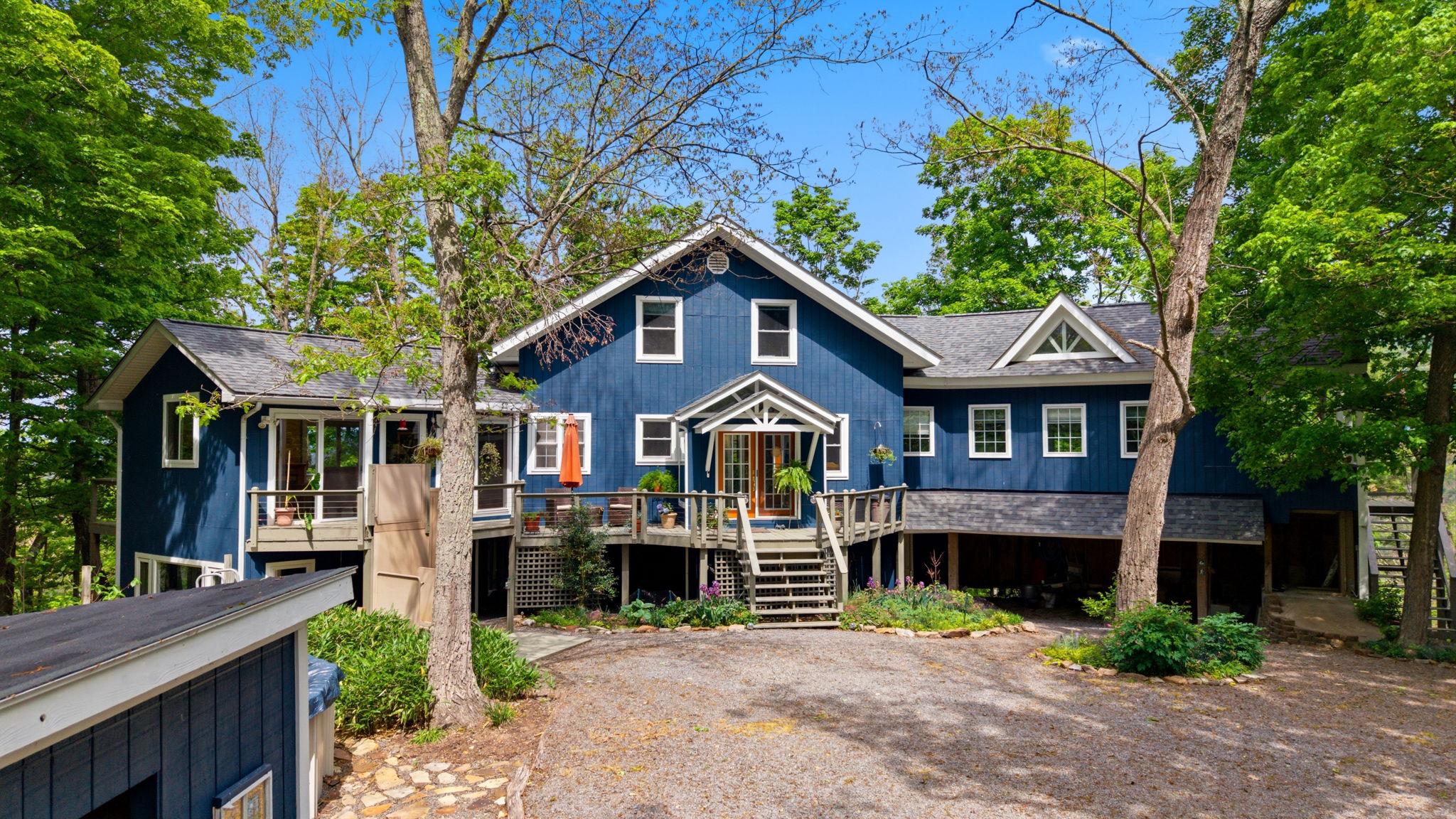 500 Largent Heights Lane