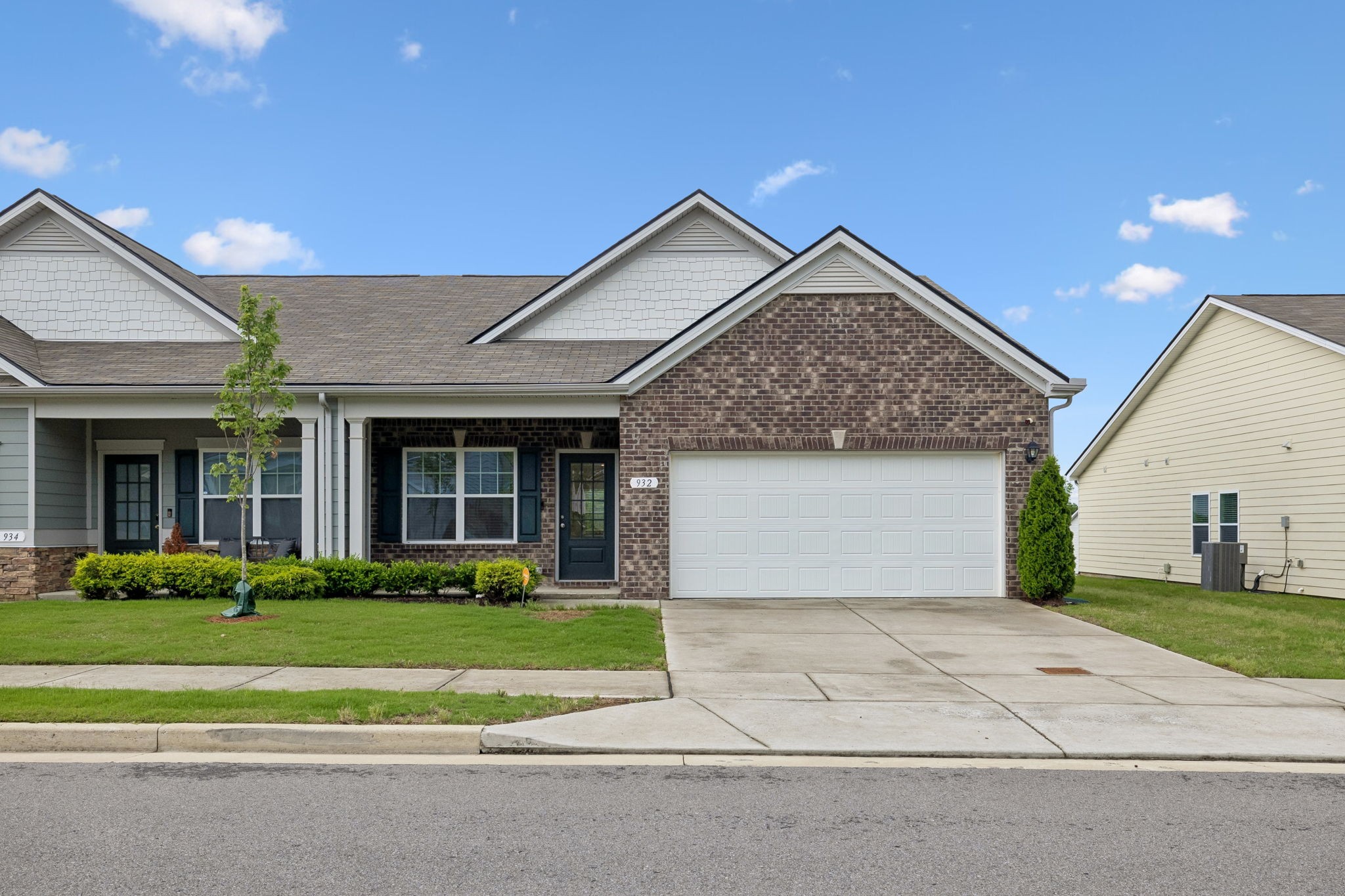 932 Millstream Dr