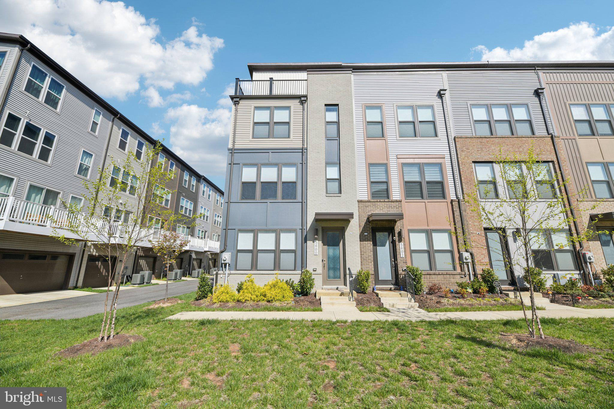 5600 Hyattsville Drive