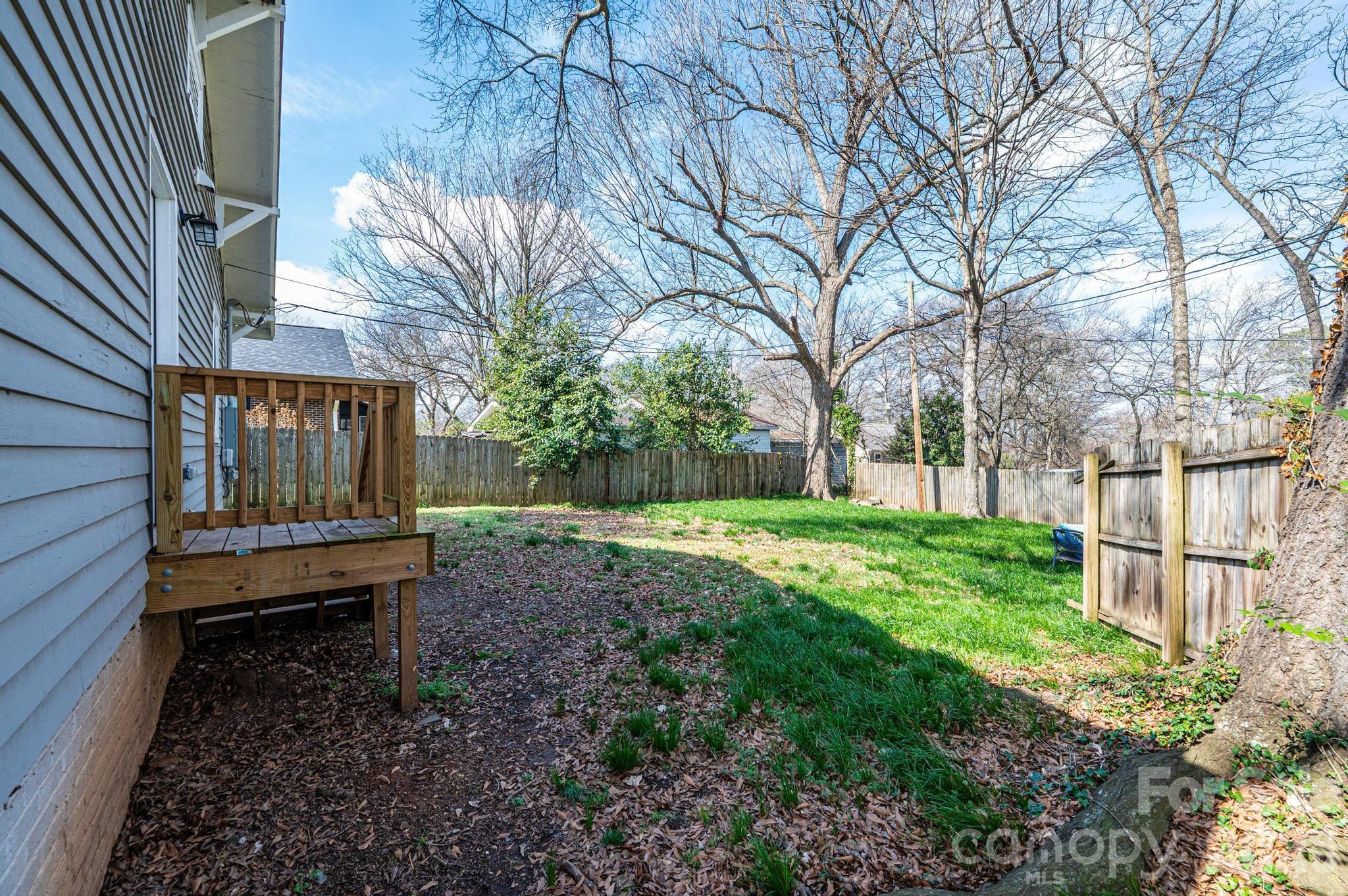 308 W Sycamore Street