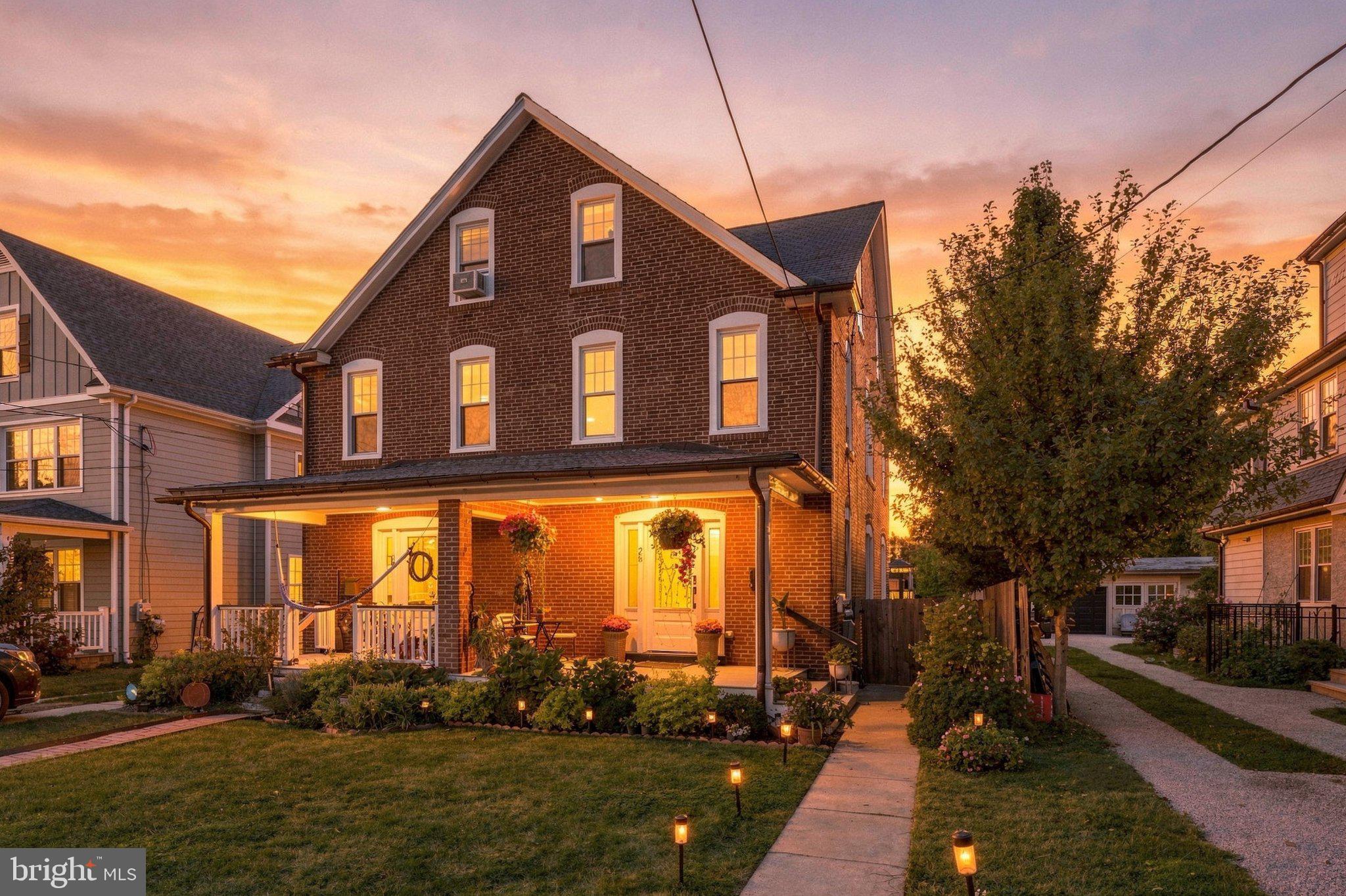 Welcome to this charming, fully renovated twin home in Bryn Mawr, located within the highly regarded Lower Merion School District. Completely renovated in 2024 by respected local builders Rayer-Sexton, this home is truly move-in ready—all you’ll need to do is unpack!The brick exterior features a covered front porch with new composite decking, the perfect spot to enjoy your morning coffee or relax and enjoy the fresh air. From the moment you enter the living room, you’ll notice the attention to detail and inviting open floor plan. The living room features hardwood floors, recessed lighting, and an abundance of natural light.The dining room is open to the beautifully renovated kitchen, which features soft-close white cabinetry, quartz countertops, stylish lighting, a breakfast bar, and a pantry cabinet with convenient pull-out shelving. The kitchen flows seamlessly into a new powder room and mudroom area, with access to the rear entrance.Outside, you’ll find a gorgeous new patio, added in 2026, providing the perfect space for entertaining, dining, and relaxing.The second floor offers three bedrooms that share a hall bathroom, featuring a newly tiled shower/tub combination and newer vanity. The third floor is home to a spacious primary suite with carpeting and a beautifully tiled bathroom featuring an oversized vanity, walk-in shower, and generous closet space. Lastly, the location simply cannot be beat and is highly walkable.