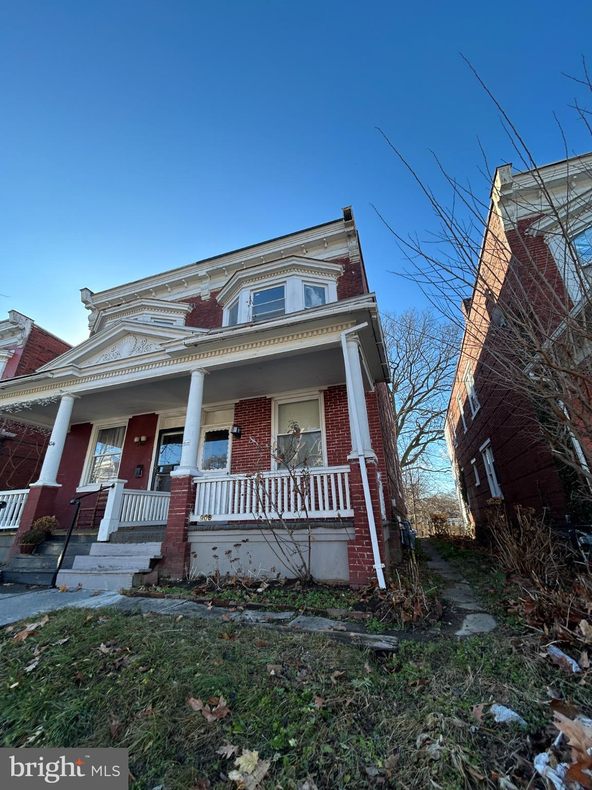 806 N18th  