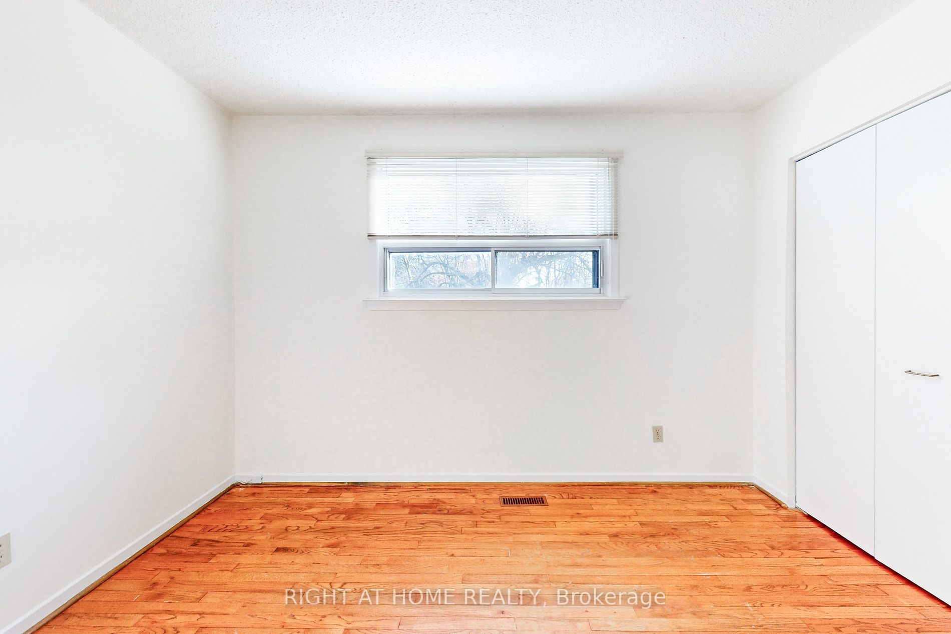57 Lillooet Cres