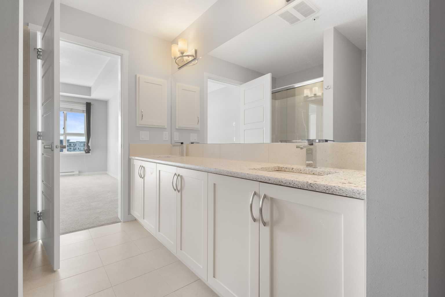 20 Seton Park SE 305