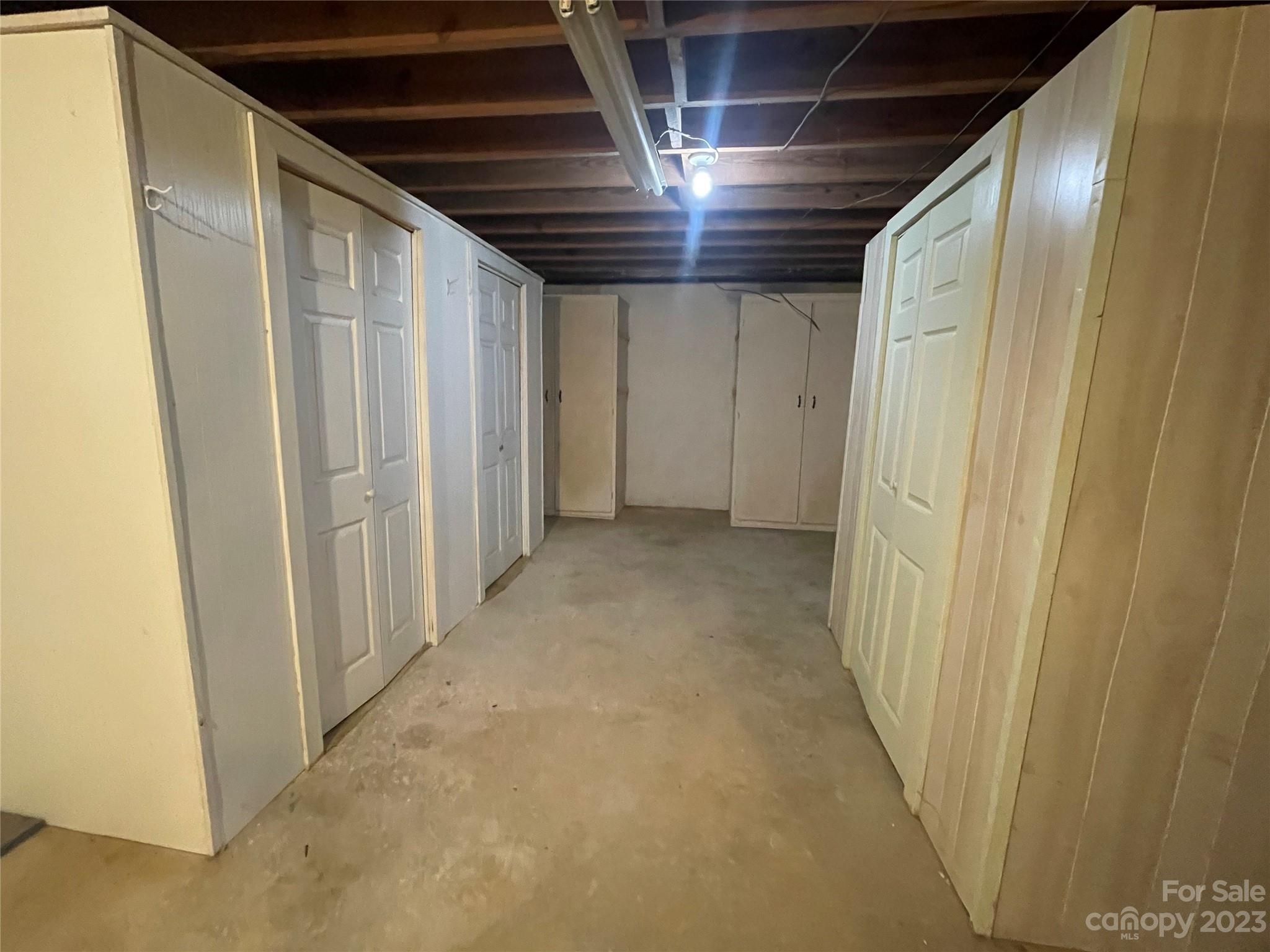 3559 Redcliff Drive