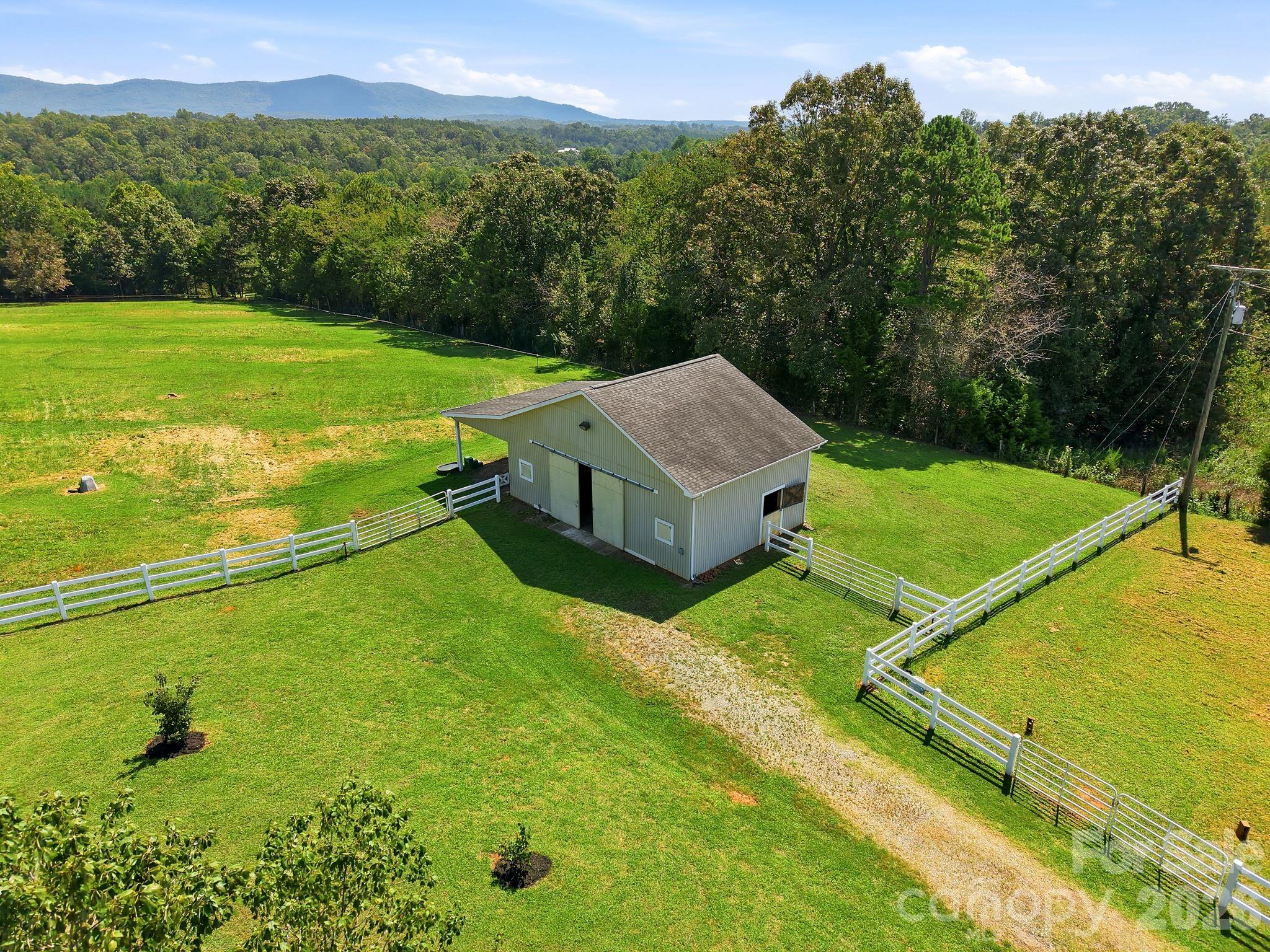 2950 Pearidge Road