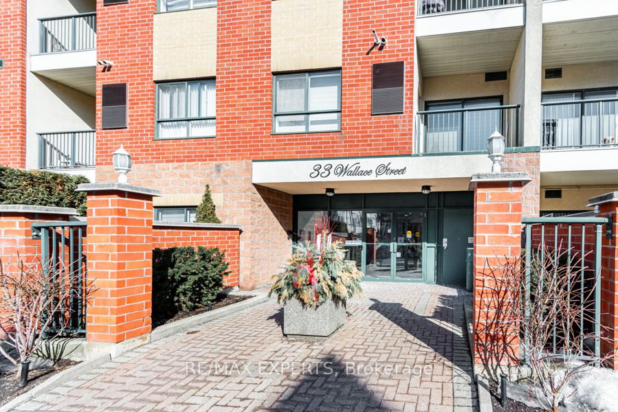 33 Wallace St 209