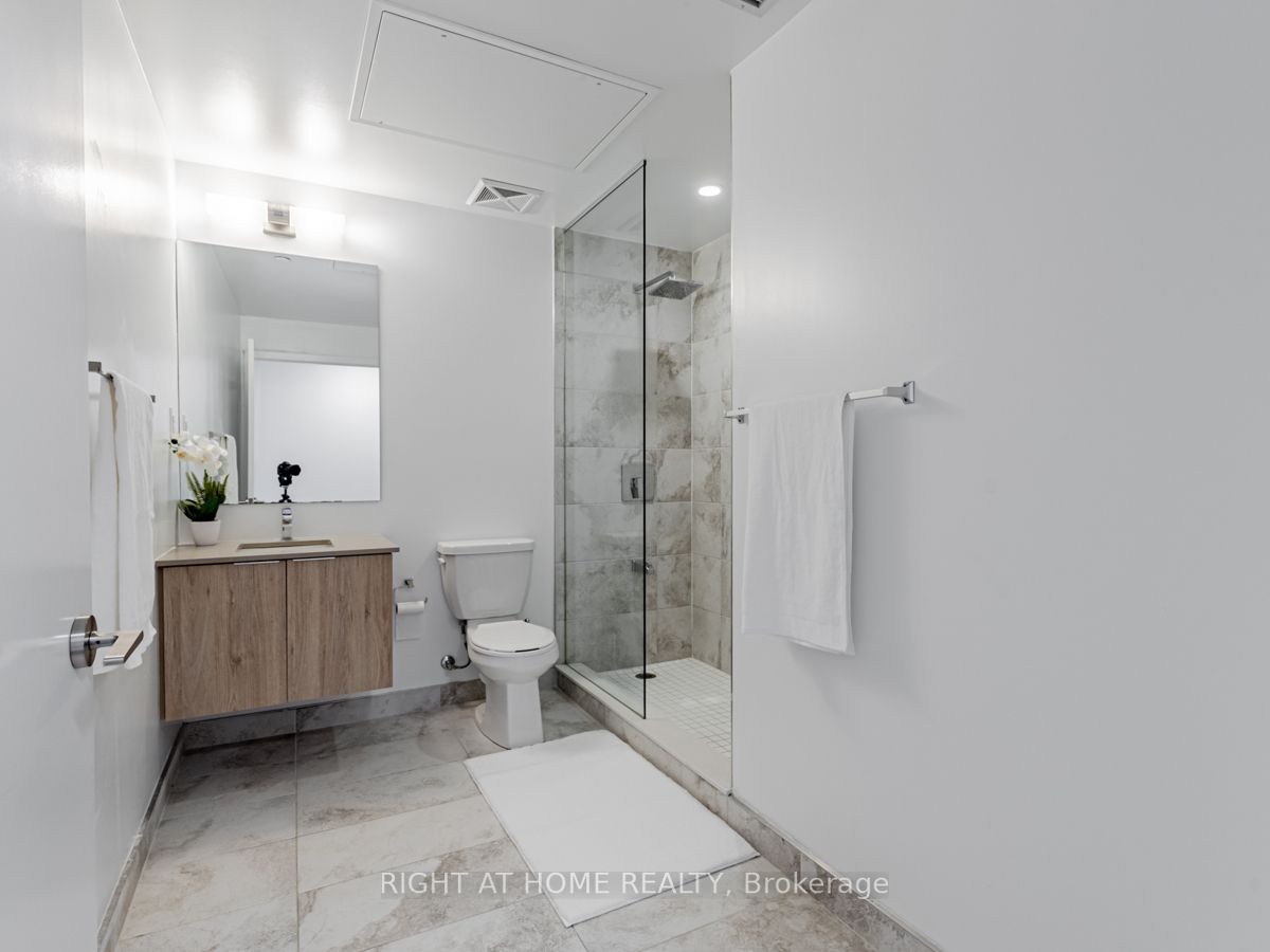 120 Parliament St 413