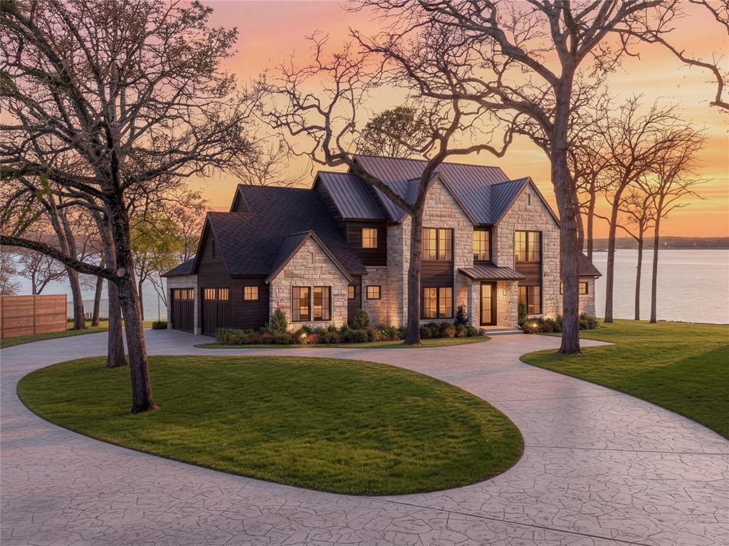 6401 Red Bud Drive, Flower Mound, TX