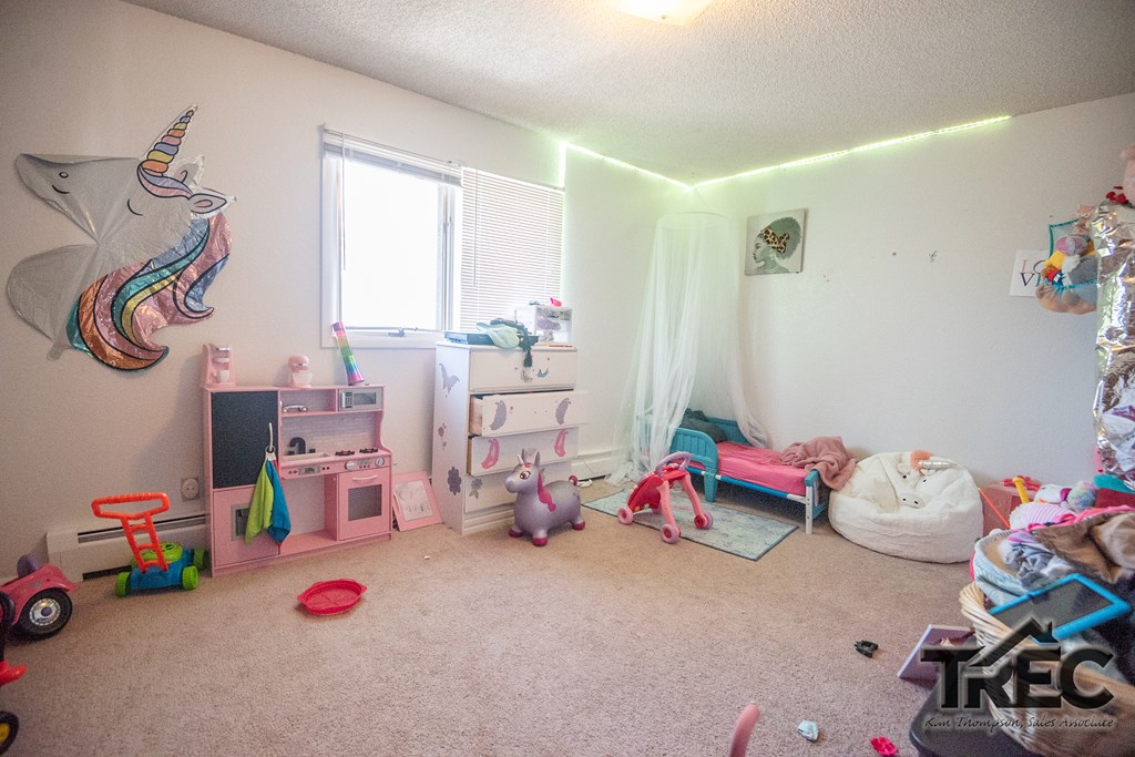 888 N Gilbert St 10