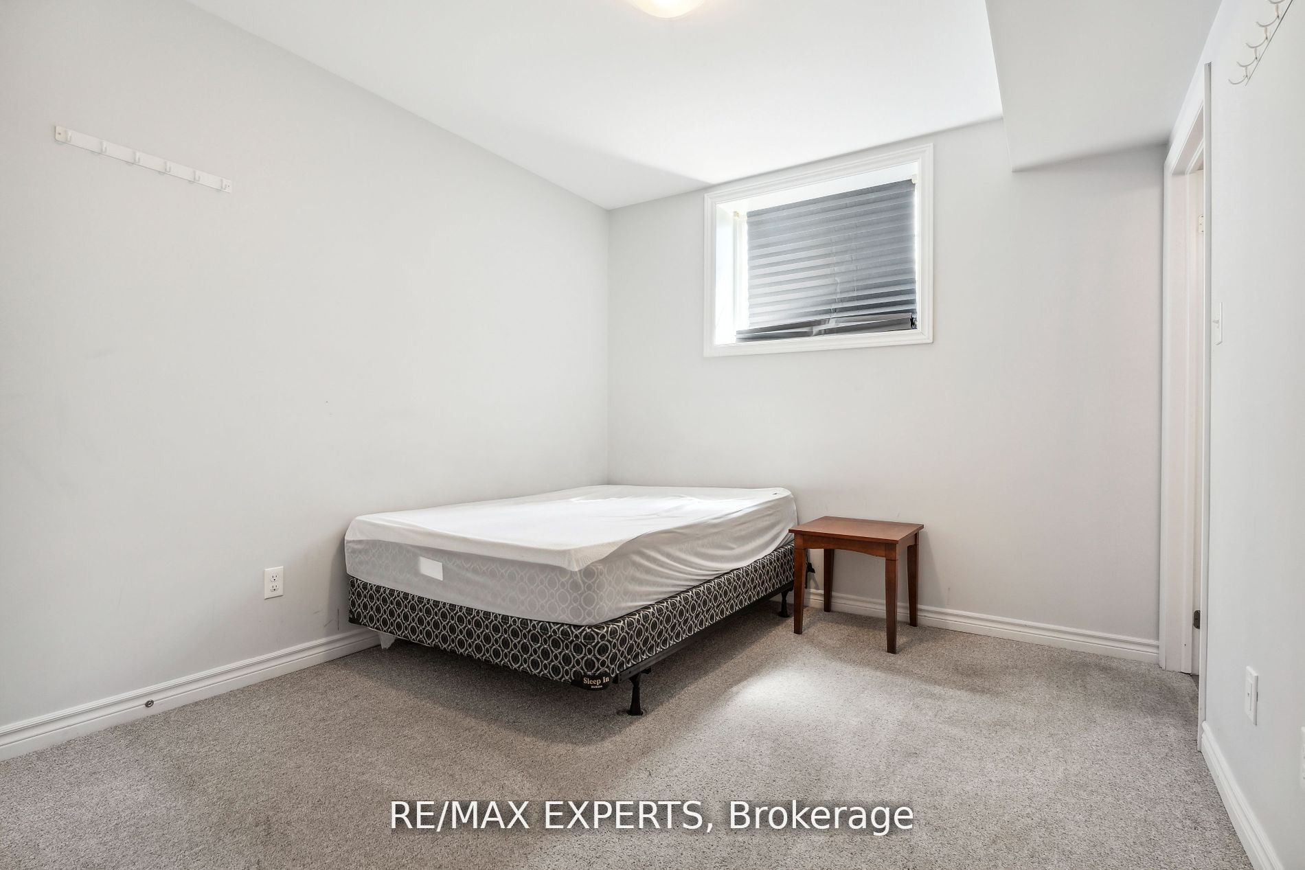 246 Penetanguishene Rd 13