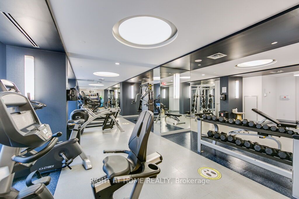 105 George St 313