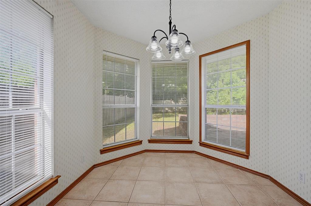 742 S Valentine Drive