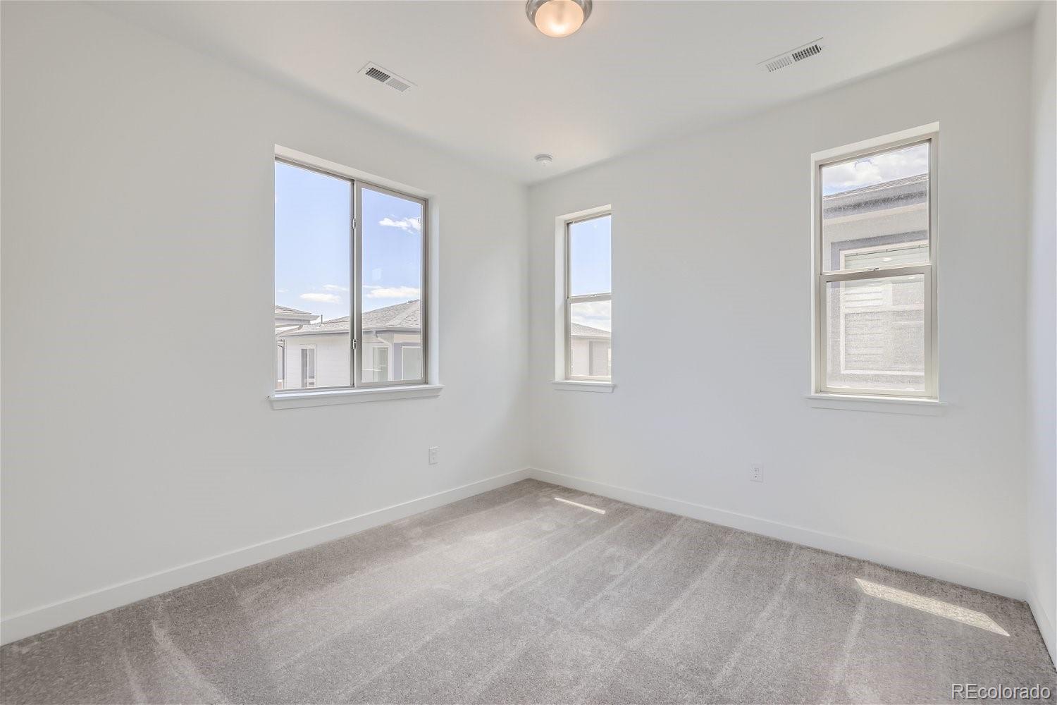 15624 W Girard Avenue