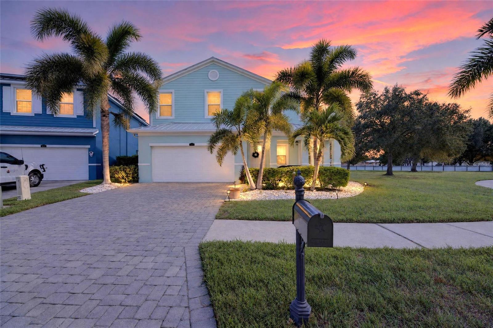 449 Bahama Grande Boulevard
