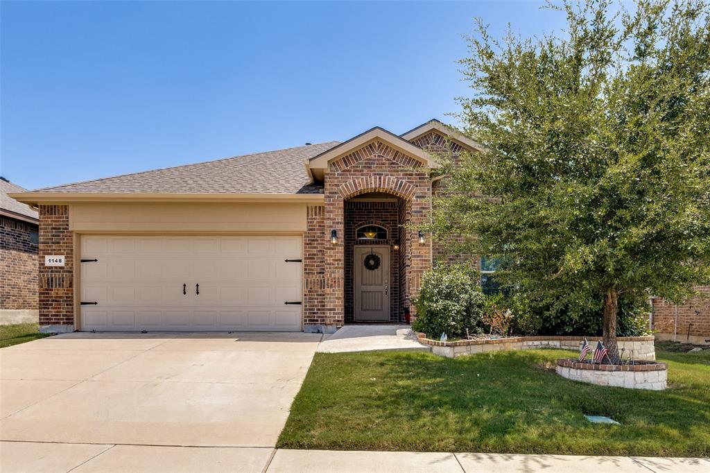 1148 Lakeville Drive