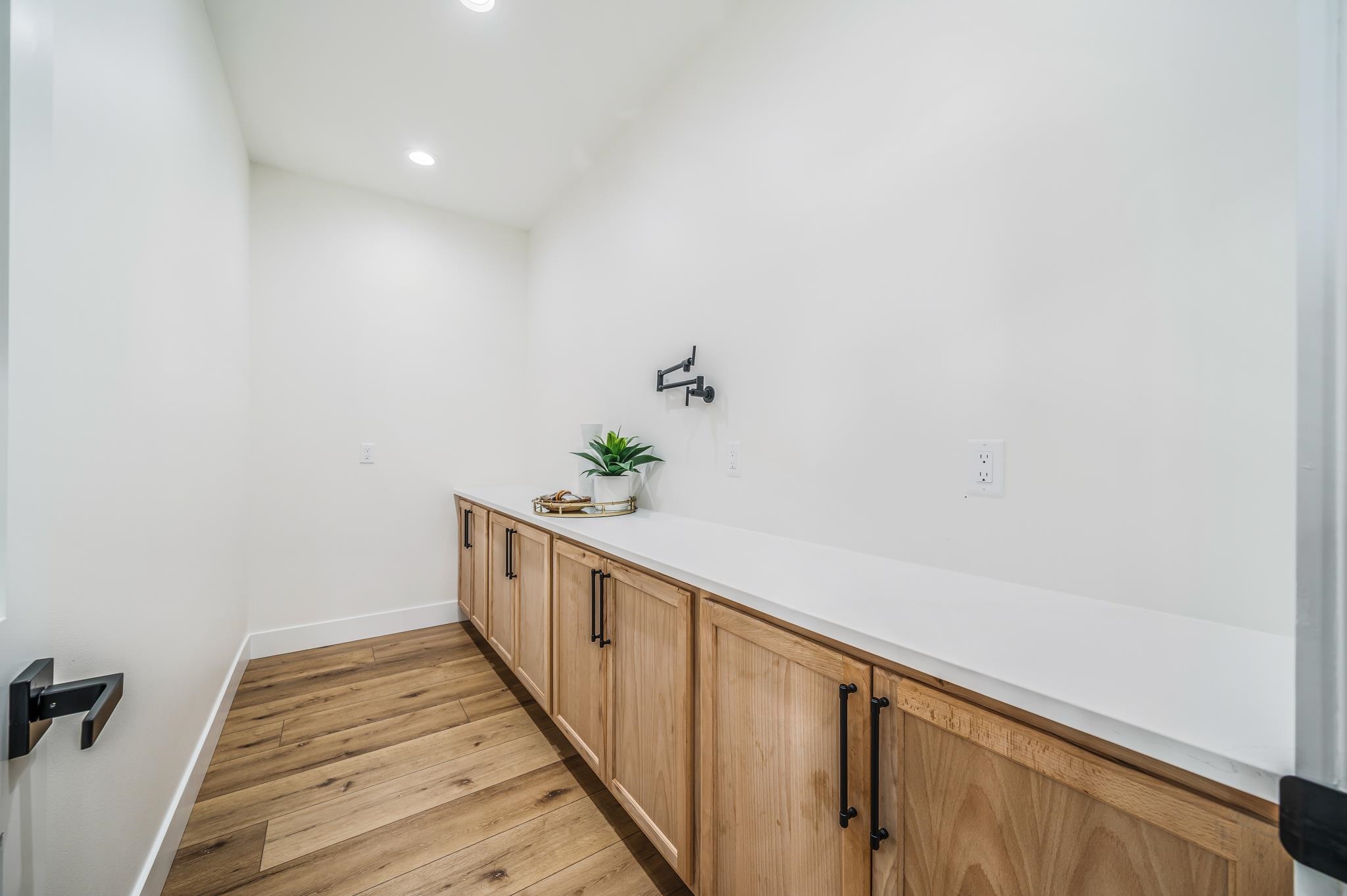 5326 Everbreeze Drive