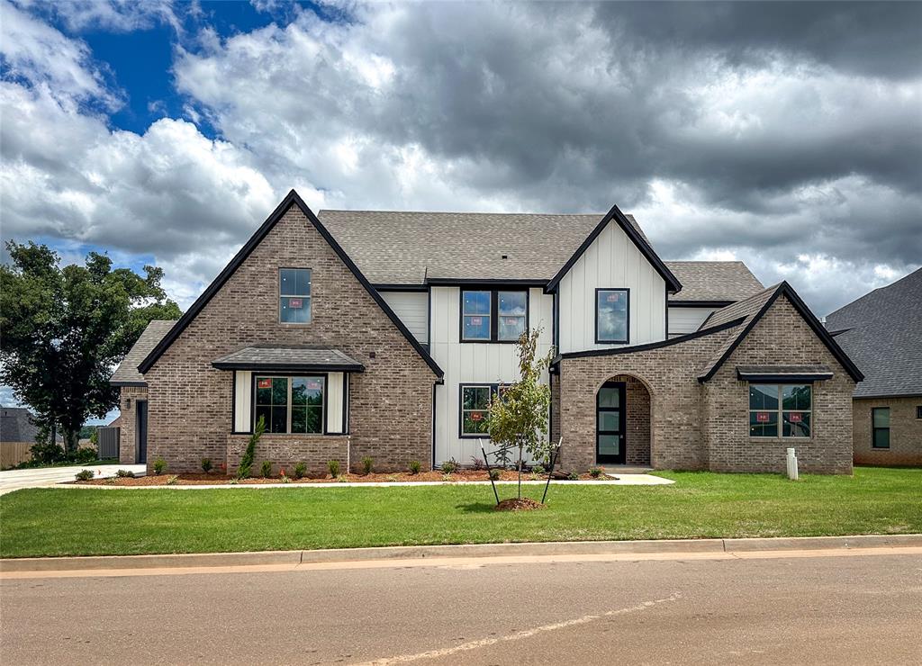 4528 Maple Ridge Drive