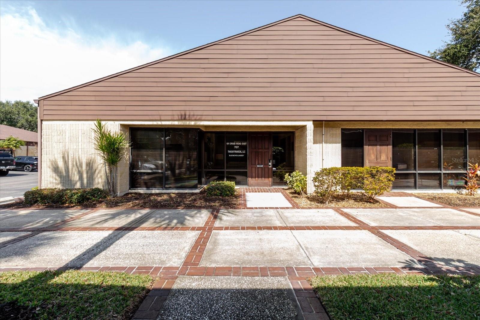 611 Druid Road E, Clearwater, FL