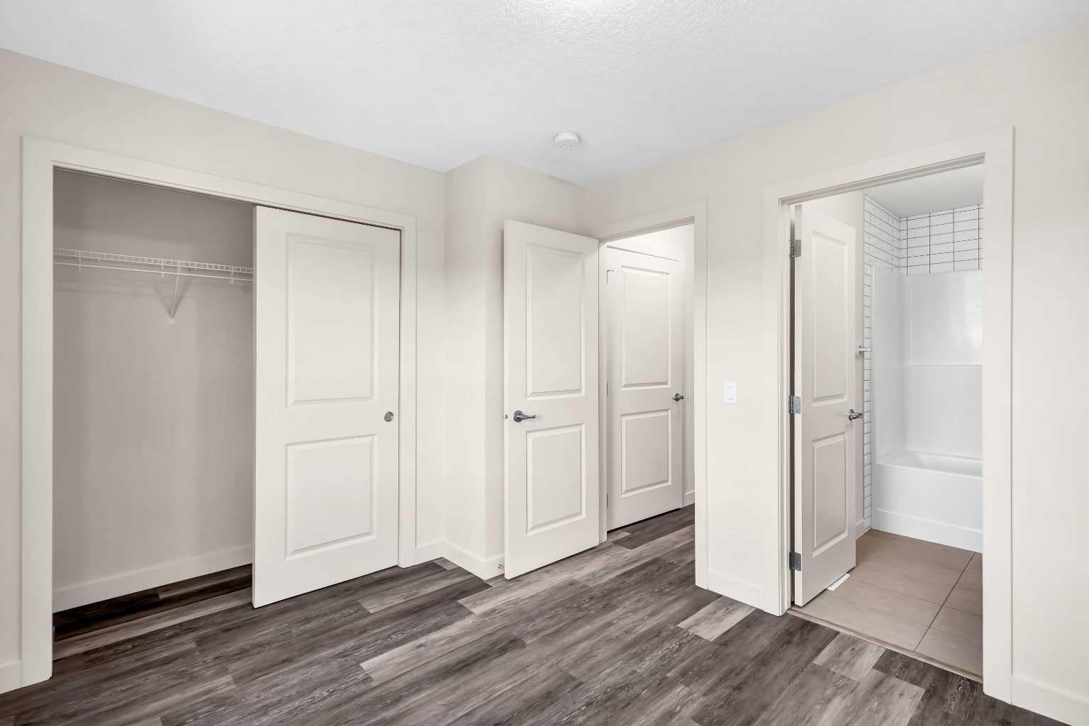 11 Evanscrest Mews NW 208