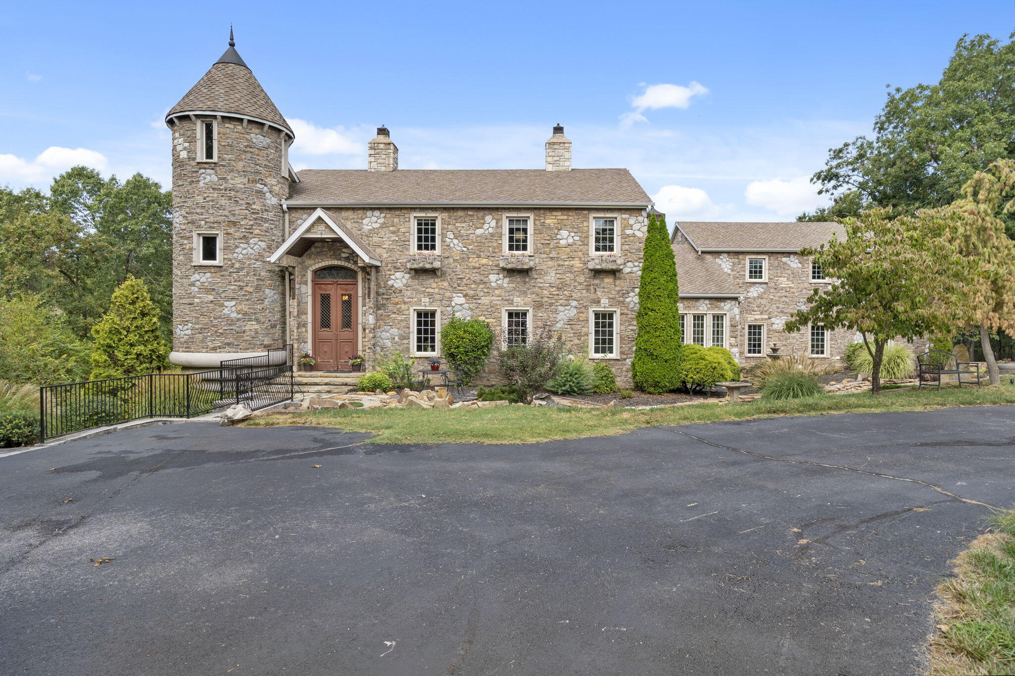 1215 S Spring Lake Lane