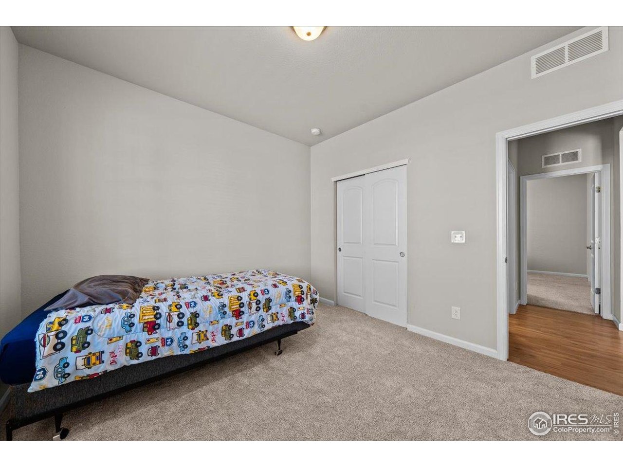 513 Grand Market Ave