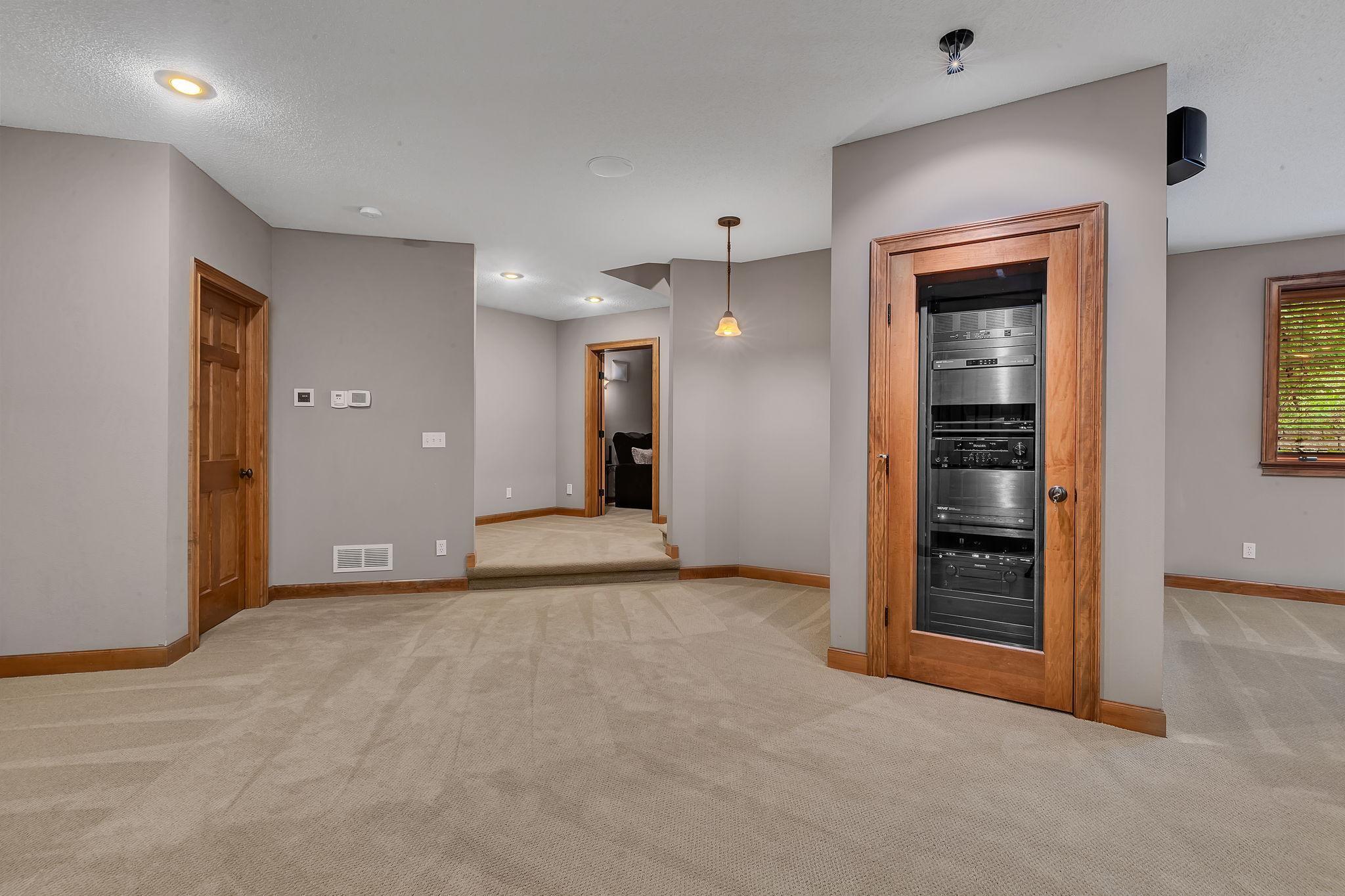 1621 Blackberry Circle