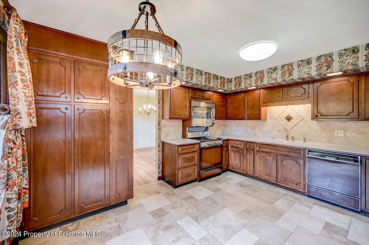 522 Tulip Circle