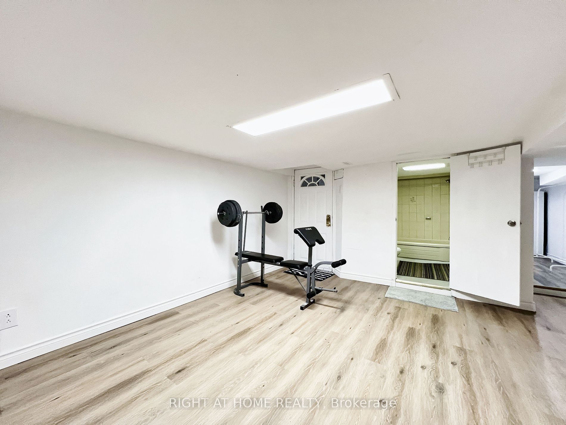 28 Fennings St