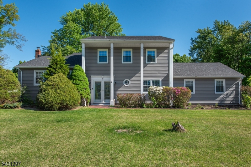 8 Maple Ave, East Hanover Twp., NJ