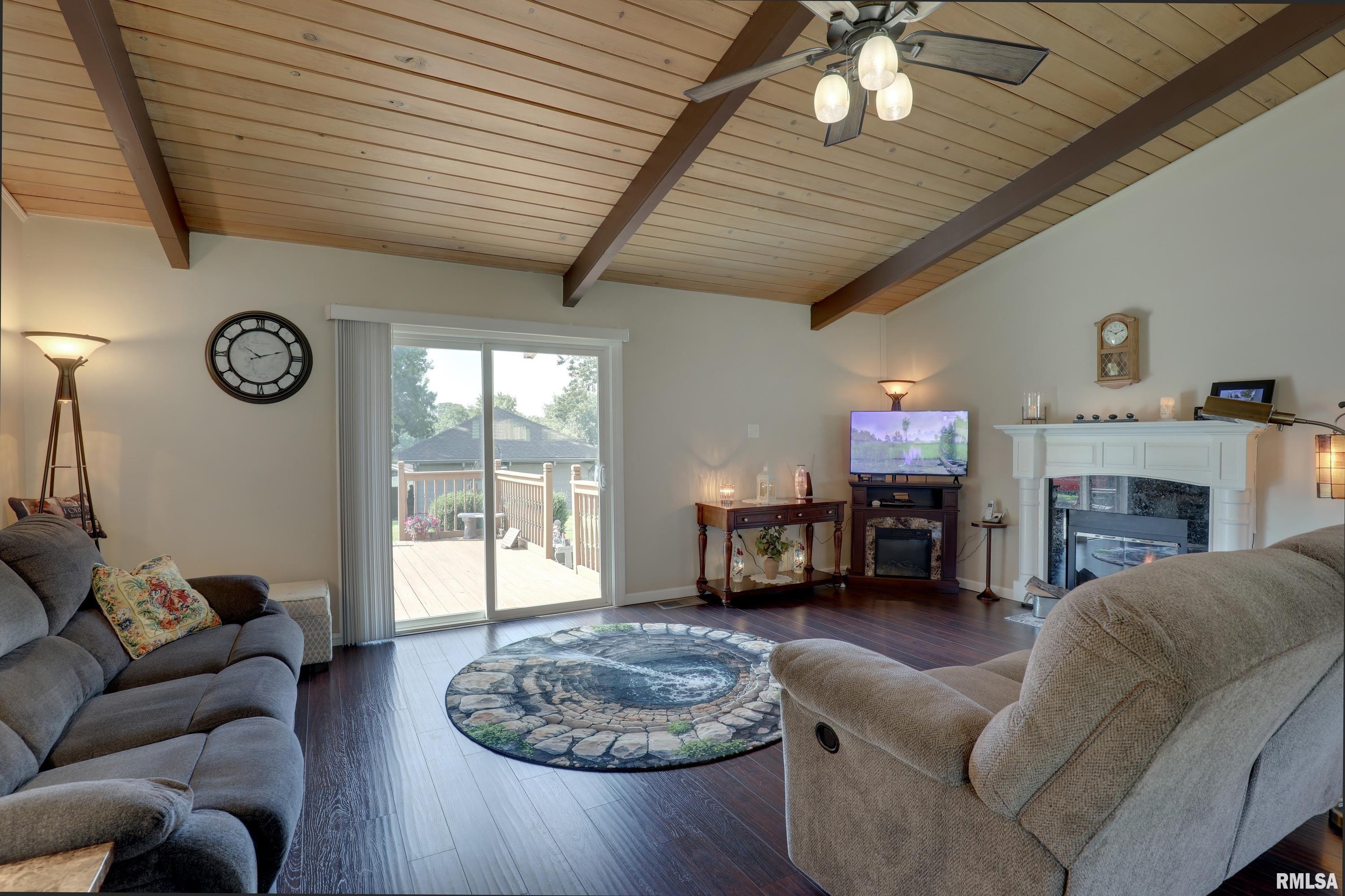 728 Ridgewood Drive