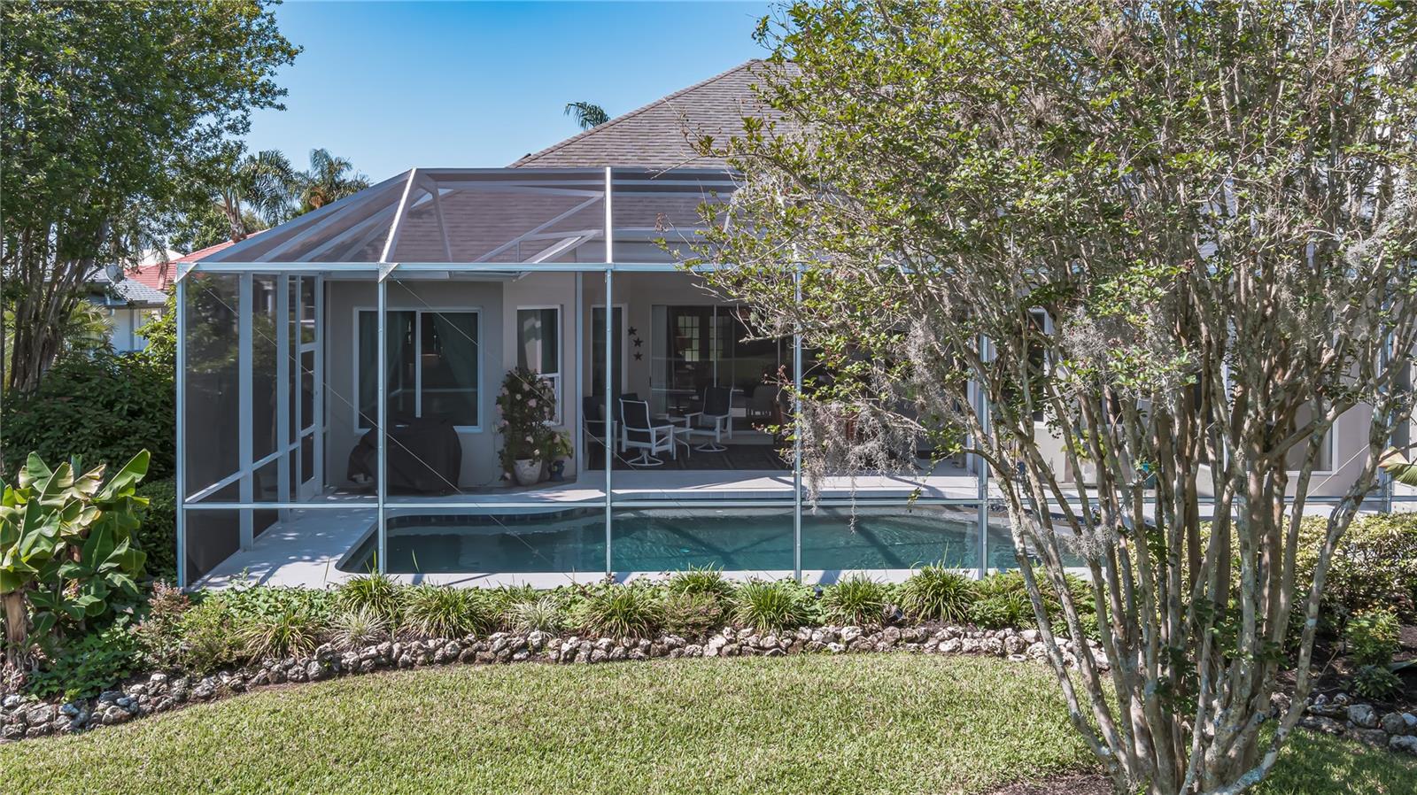 11806 Oak Ridge Drive