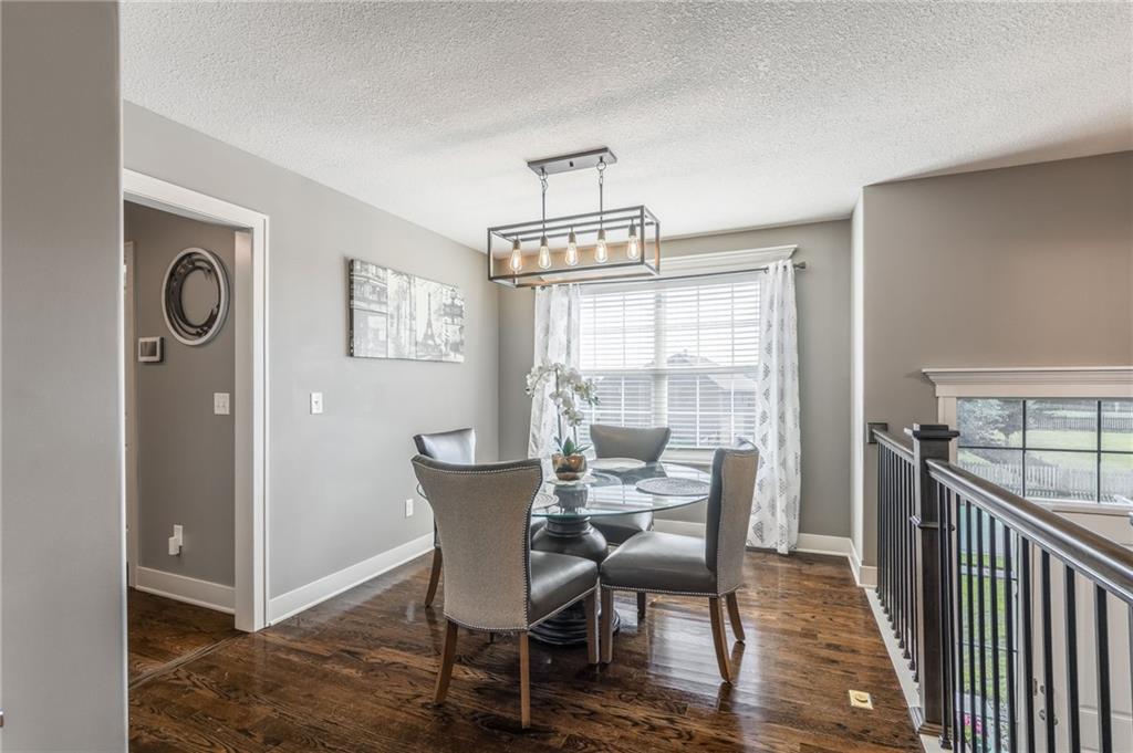 11301 N Bristol Avenue