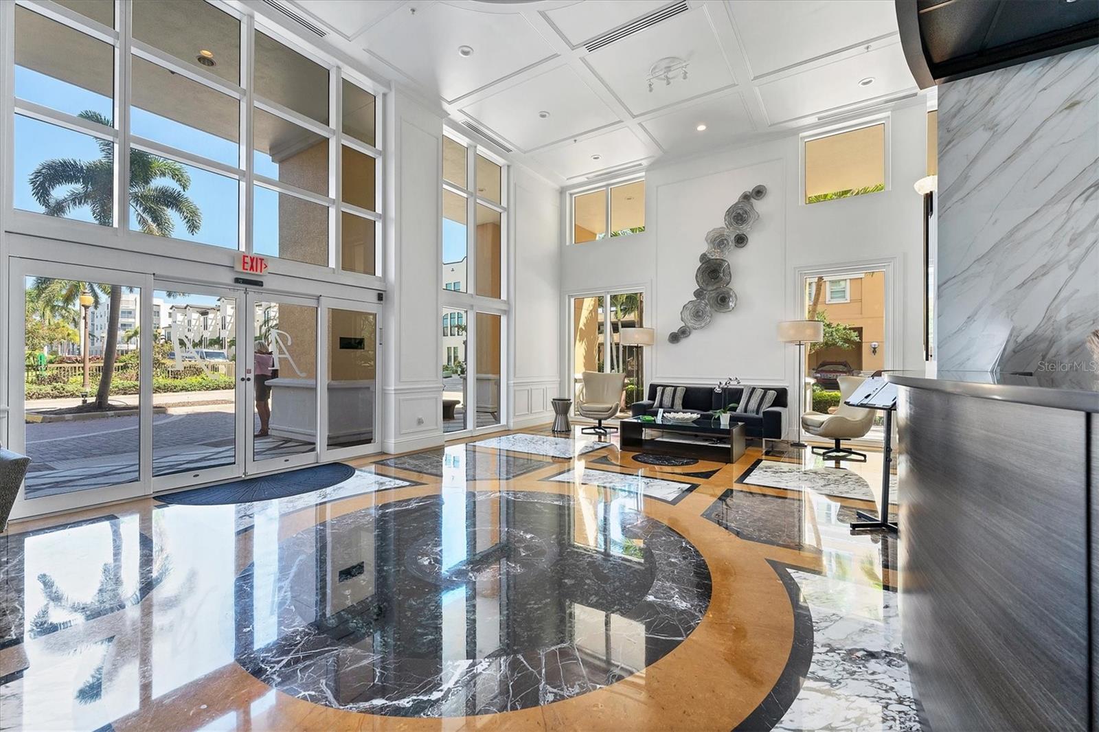 800 N Tamiami Trail 1215