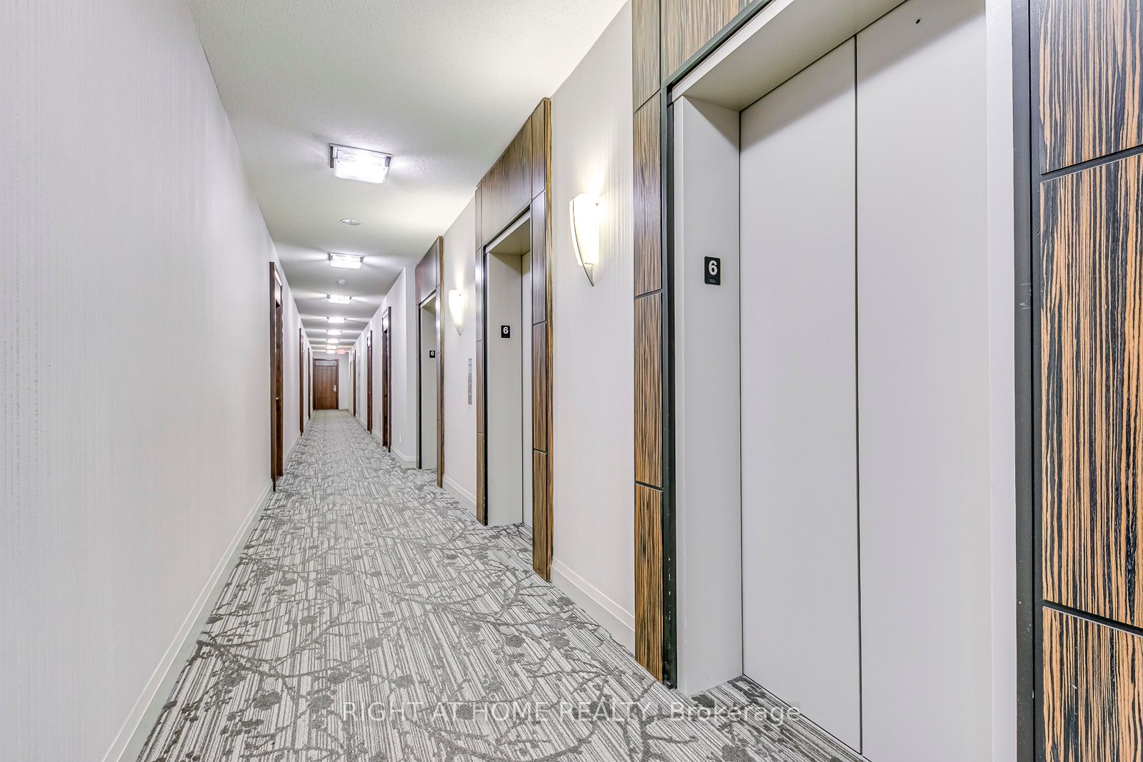 339 W Rathburn Rd 601