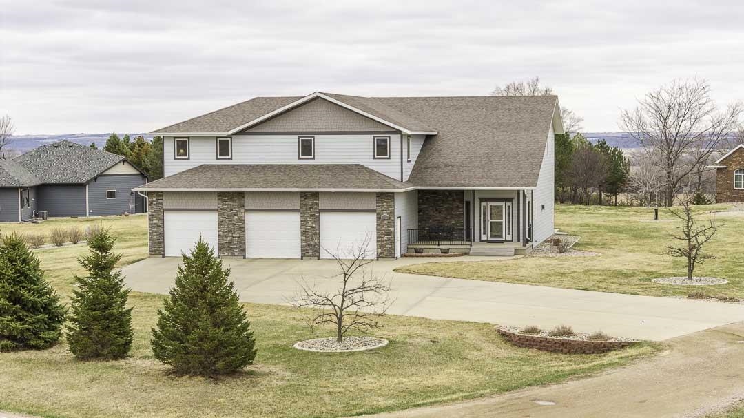 1010 May Lane, Yankton, SD