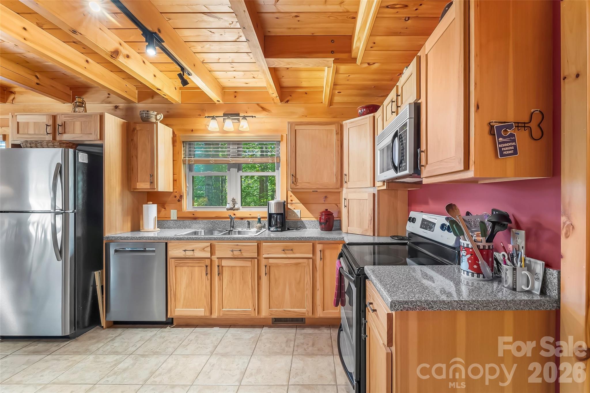77 Dunn Trail
